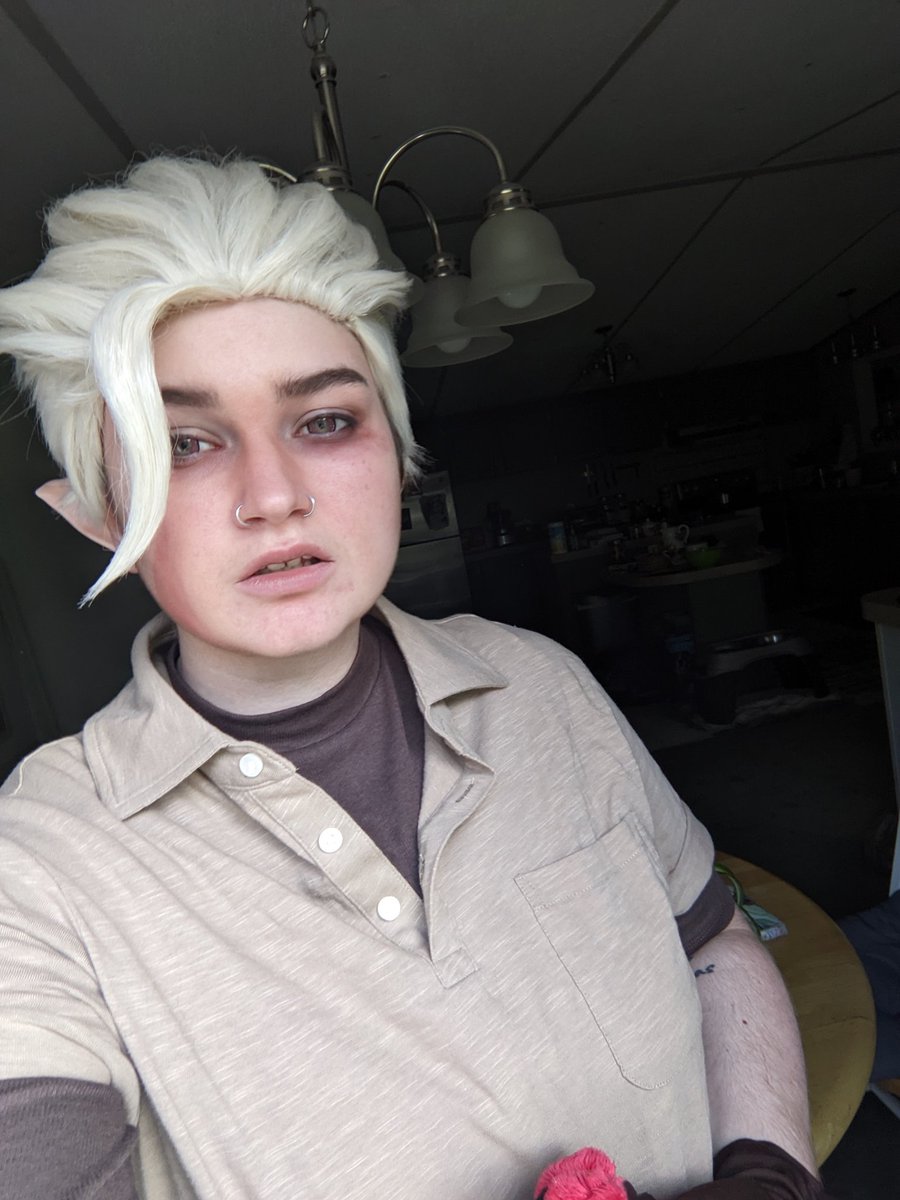 loafcore's tweet image. ignore my brown hairs, being a brunette in a blonde wig is hell
#theowlhousecosplay #theowlhouse