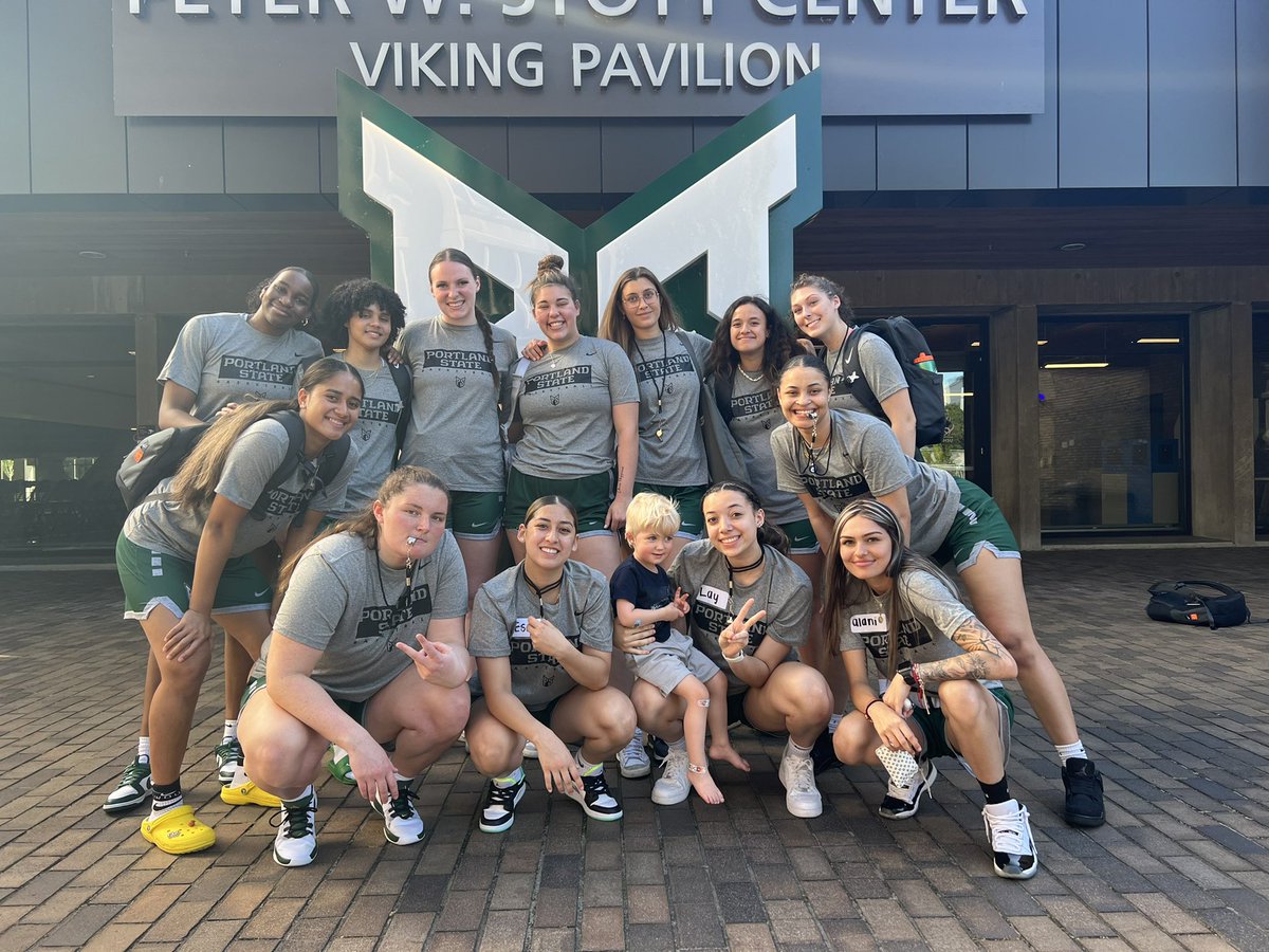 CoachChelseyG's tweet photo. And that’s a wrap!  Great 6 weeks of summer session, July recruiting, and 2 elite camps!! #goviks #vikswbb #4Rs #defendtheship https://t.co/lykXOWXHkv