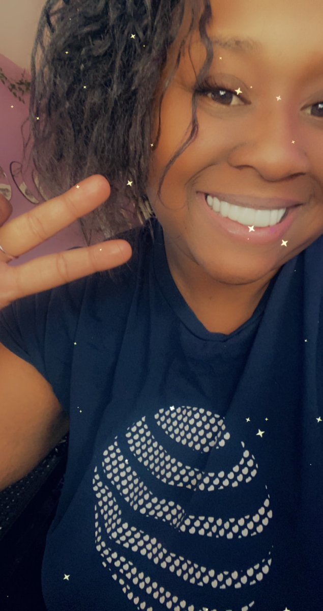 No purple hair, no makeup. Just AT&amp;T and me! #ATTSpiritDay #FunAtWork #naturalgirls #Globe #CXLoop #customeradvocacy