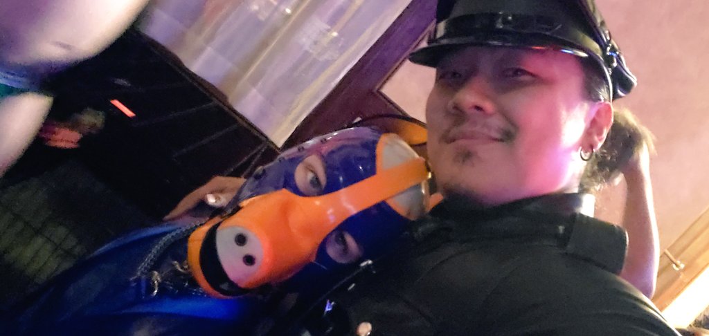 NaughtyAnubis's tweet photo. I had an AMAZING time @RubberBallUSA 2022!
Thank you for the opportunity to be the Rent-a-Pup coordinator.
Thank you #NSKC & #TCPP Pups for being good boys!
It was amazing to see Mistress @JeanBardot & allowing me to kiss ๐ her foot at the afterparty.
See you next year! https://t.co/KHch51r0e7