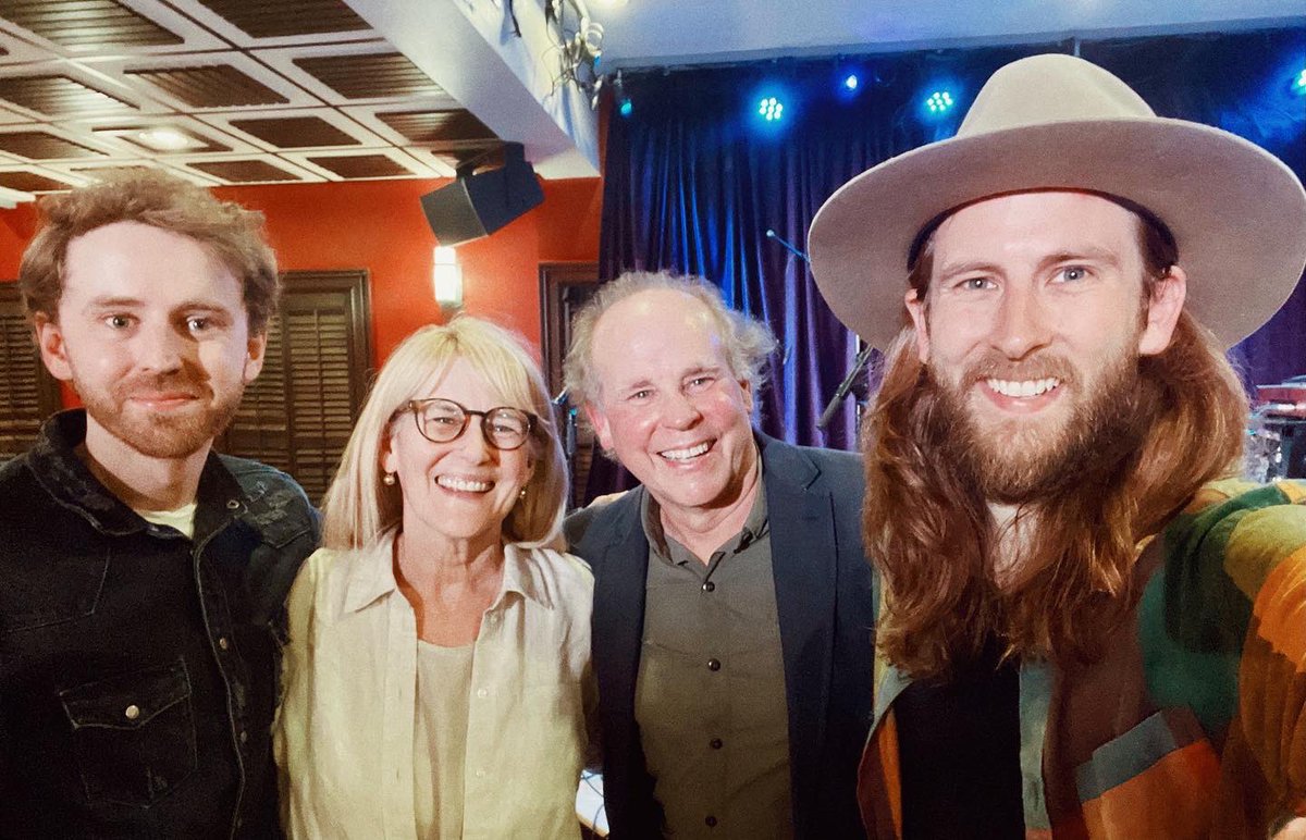 The Abrams tweet media