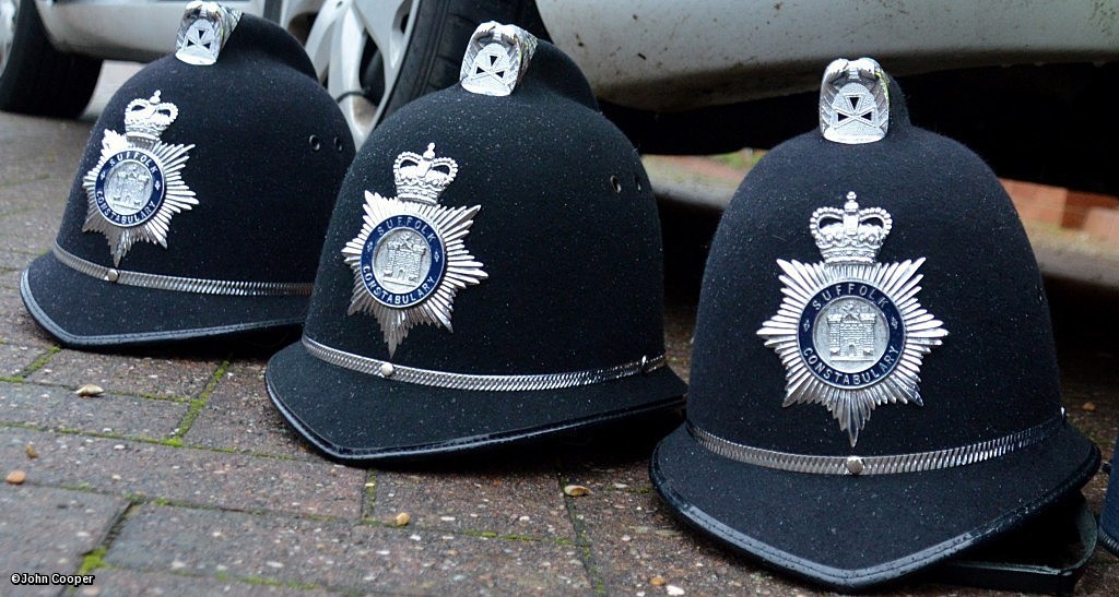 TheSuffolkMan's tweet photo. #Hello! #Hello! #Hello! #PoliceTuesday https://t.co/m4B8trxty3