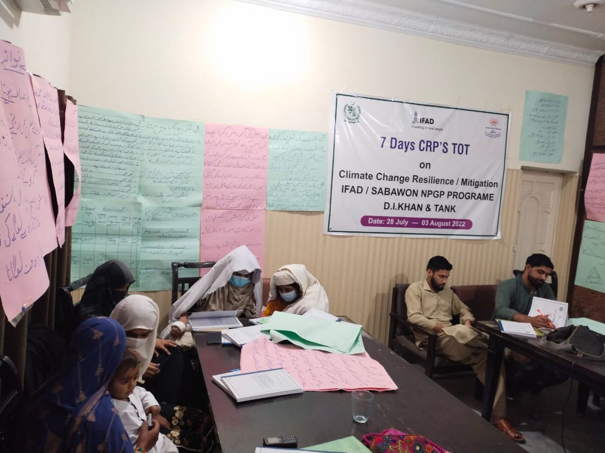 npgppk's tweet photo. ♻️🌲🌊💚
Today, a 7-Day Climate Change Training of Trainers is started for community resource persons (CRPs) of districts Tank & DI Khan, Khyber Pakhtunkhwa.
Once trained, CRPs will help rural communities develop climate change mitigation and adaptation action plans.
#SABAWON https://t.co/FFVDqrfCl5