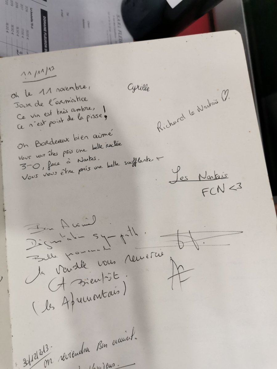ZeKingArthur1's tweet photo. Hier, je visite une cave dans le Haut Médoc, et je tombe sur cette pépite dans le livre d'or 😍🤣🤣
#FCN #FCNantes #Nantes #Bordeaux #Medoc #Livredor https://t.co/AGFuu0k0aM