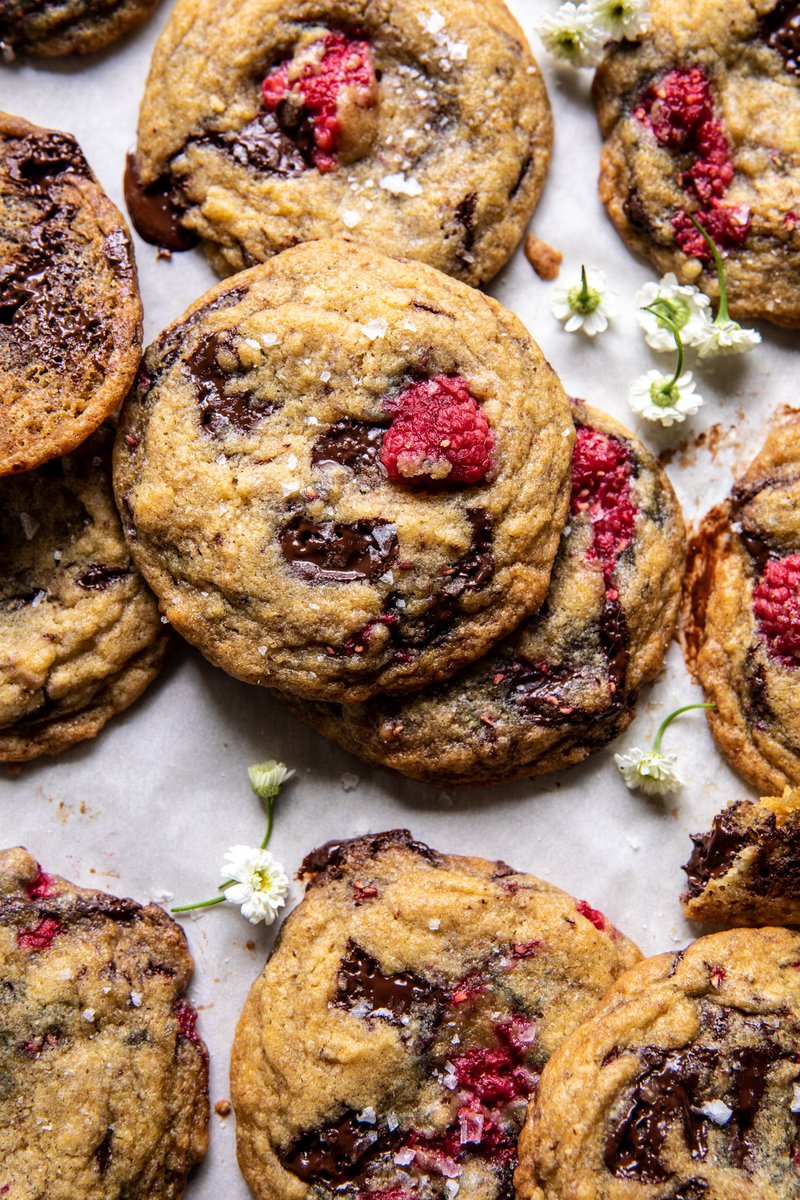 HBHarvest's tweet photo. New! Brown Butter Raspberry Chocolate Chip Cookies. It's the melty chocolate, berries and sea salt. yummm.

https://t.co/LMrS2GP56B https://t.co/leXvZCqHIR