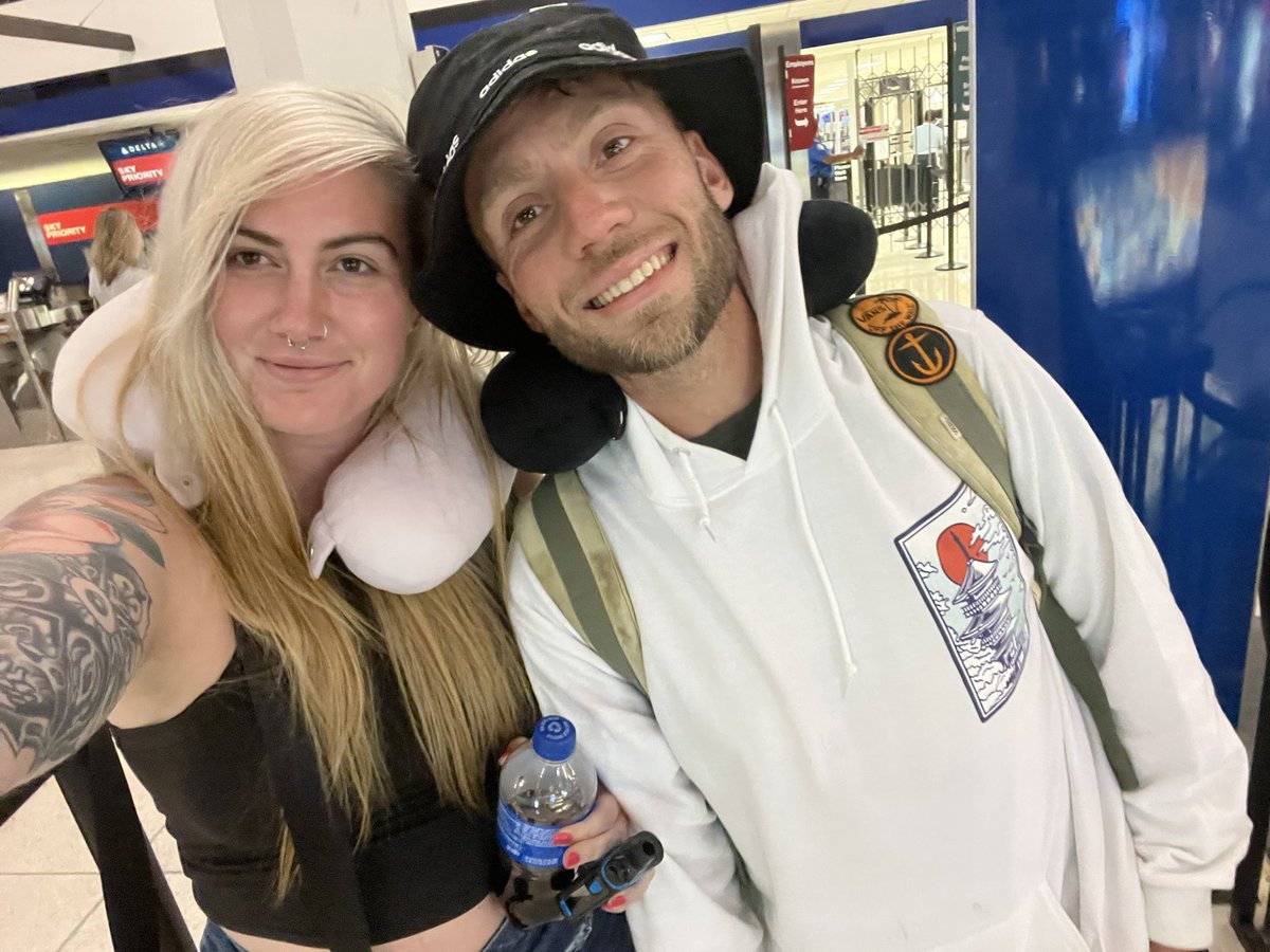 chaseybae_'s tweet photo. we made it to and from CT y’all https://t.co/TTEXYSopwg