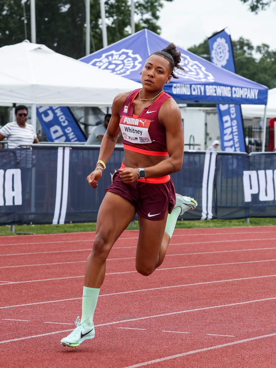 americantrack's tweet photo. 51.17 for Kaylin Whitney as she walks away as the 400m champion of the 2022 Ed Murphey Classic! 🍾 🔥

📸 @kevmofoto 
#edmurpheyclassic #kaylin #400m #400meters #meters #2022 #2022year #champion #memphis #memphistennessee https://t.co/IfzXzOoeLJ