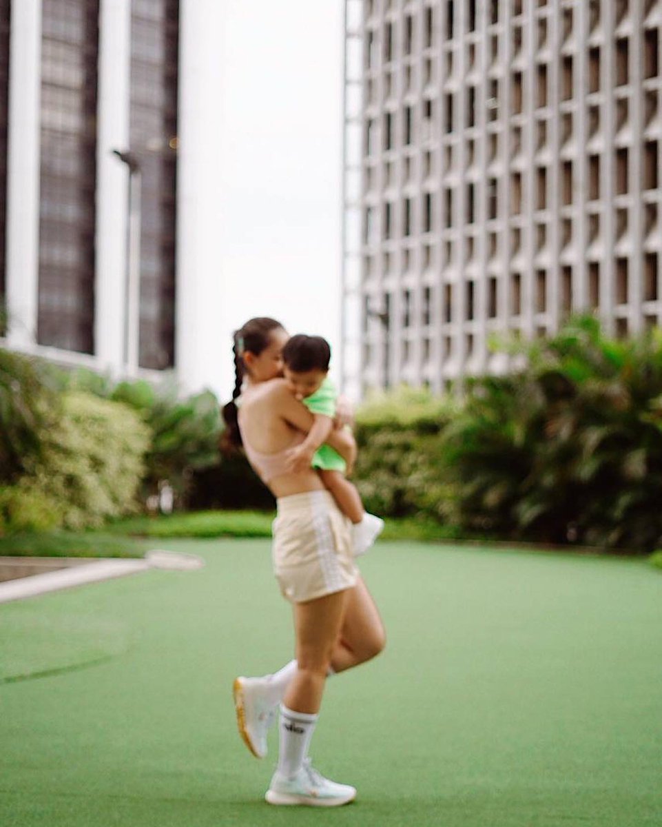vmgasia's tweet photo. Itβs always a fun time playing outside for Sandy & Leon with cute and sustainable clothes from Yawning Yolk! π
#SandyRiccio #VMGPartner https://t.co/y2AiHO8TSi