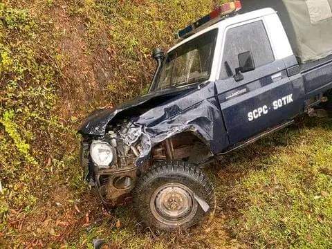 AfyaCentreCrew's tweet photo. Sironga Girls High school students involved in a road accident along Kisii-Sotik Road.
They Escaped with Minor injuries.Quick recovery. Drive responsibly 🙏 https://t.co/Uj3qwcdrO9