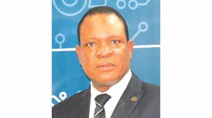 GuardianZim's tweet photo. Govt targets 3 million tonnes of maize https://t.co/OhT0dPvUeh https://t.co/Eys8ototYd