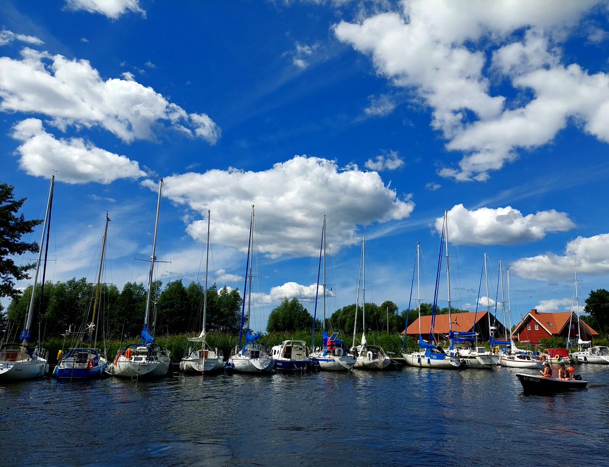 DMickeviciene's tweet photo. Boating in and around #Rusne (Lithuania) was such a pleasure! https://t.co/Mq1OcHUXEA