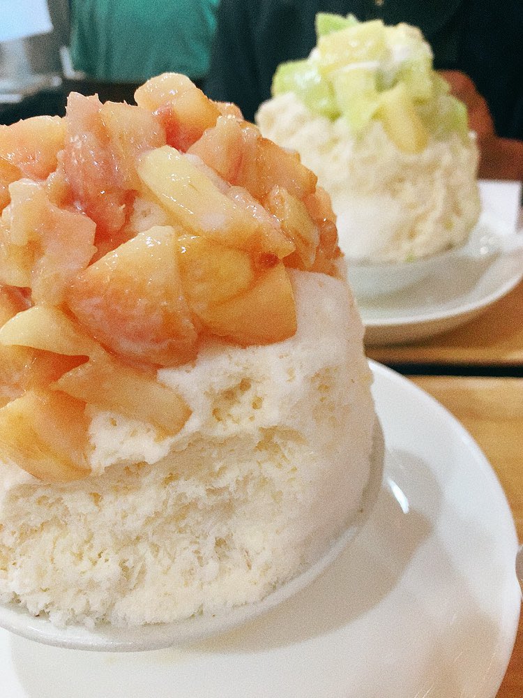 Acho 六花亭のかき氷ーーー めちゃおいしいー フルーツがめちゃおいしいー 幸せーーー また生いちごリベンジしたいな T Co Fblokzh5eb Twitter Acho 六花亭のかき氷ーーー めちゃおいしいー フルーツがめちゃおいしいー 幸せーーー また生いちごリベンジしたいな T Co Fblokzh5eb Twitter