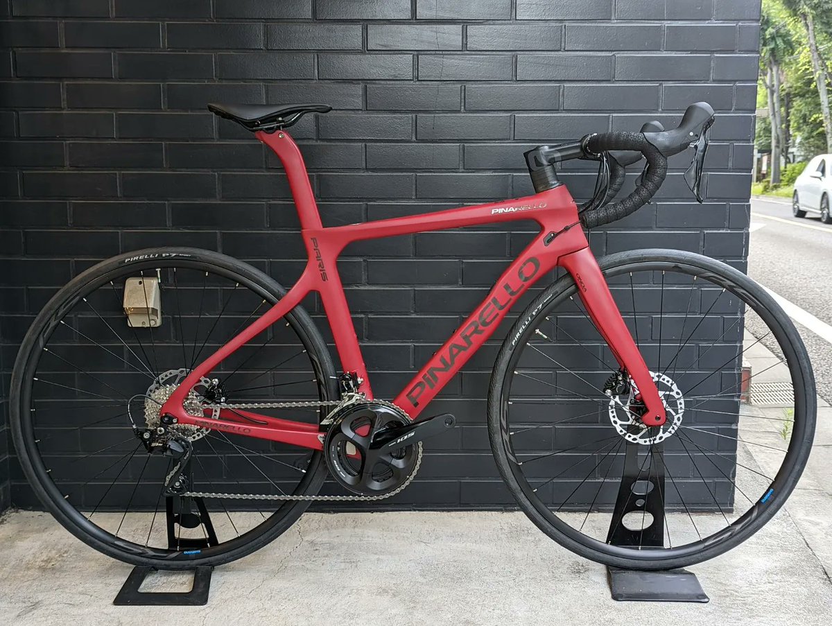 mitsuiki_cycle's tweet photo. PINARELLO PARIS DISKが入荷、組立てが完了しました!新色のバーガンディーはカッコいいです!毎年人気な1台!ただいま展示中!是非ご来店ください〜!なう。
#pinarello #ピナレロ #pinarelloparis #ピナレロパリ #roadbike #ロードバイク #入荷情報 #東京 #国分寺 #小平 #サイクルショップミツイキ https://t.co/SppCKcythk