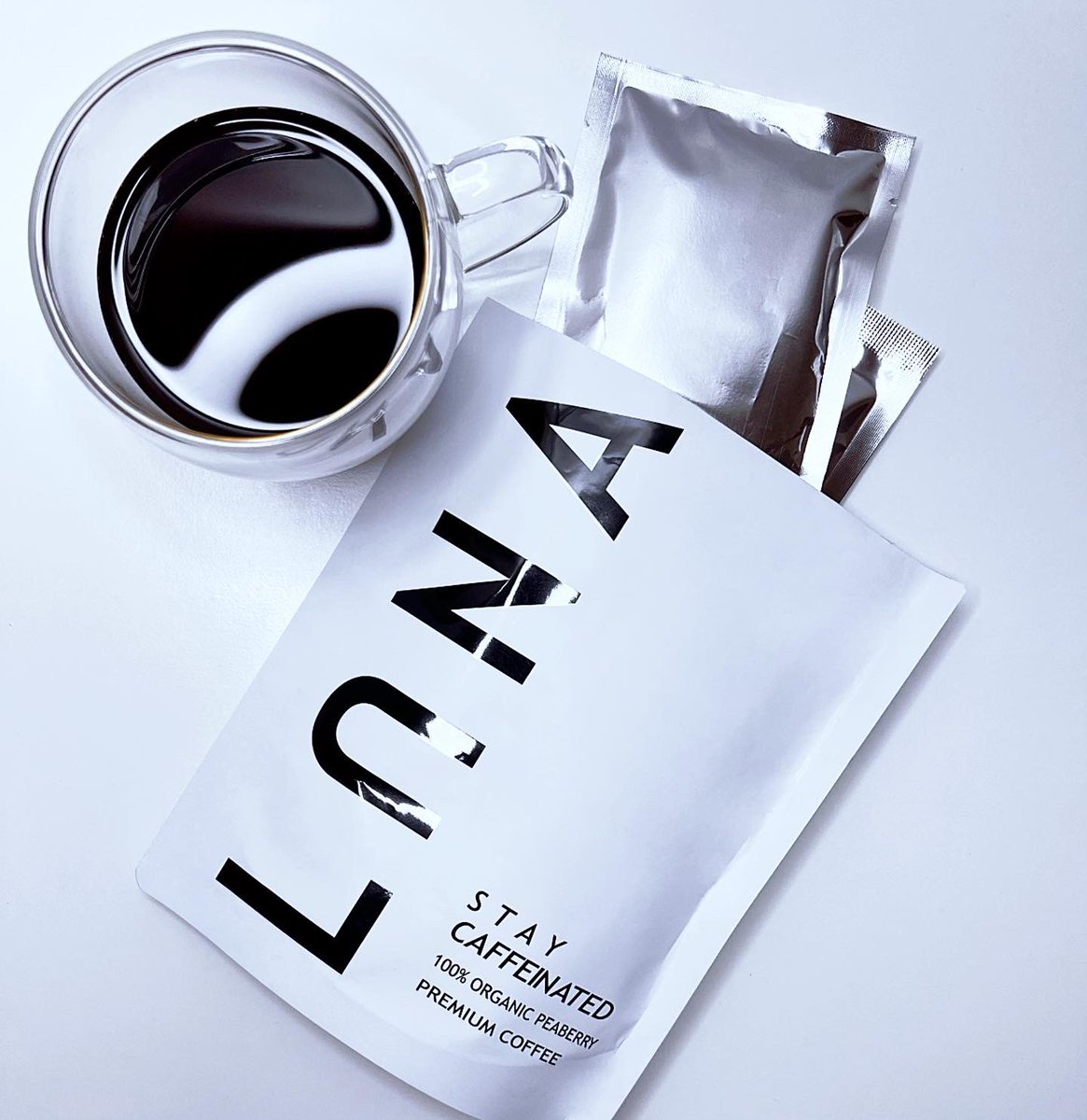 My brand new “ LUNA’’ แบรนกาแฟดริป ของผมเอง รสชาตินุ่มละมุน กลิ่นหอม ทานง่าย คั่วกลาง 1 ถุง มี 5 ซอง ต้องลองนะสั่งได้ที่ add line : @gr11 ไหนใครเป็นคอกาแฟบ้างคอมเม้นมาหน่อย #ก็อตอิทธิพัทธ์