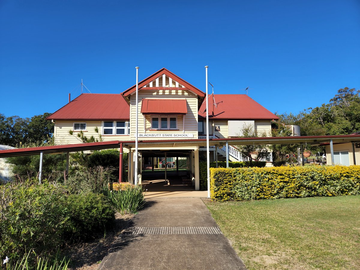 MindSETdo's tweet image. Last week was another huge week for our regional tour 2022! We were fortunate enough to go on the road and present our Serious Games), Drones and Arduino/electronics lessons to 100+ students in the Blackbutt and Nanango regions. Thank you to everyone involved! #stemaustralia