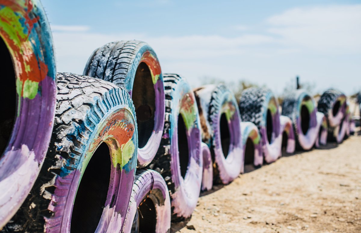 rootbeerphoto's tweet photo. I added a few more pictures to my @500px website - https://t.co/cmC5zLx4eI #shotbyjason #havejeepwilltravel #exploringamerica #joshuatree #slabcity #graffitirockgallery #slabcityart #getoutside #joshuatreenationalpark #500px #celebrateart https://t.co/vl5mYGaILP