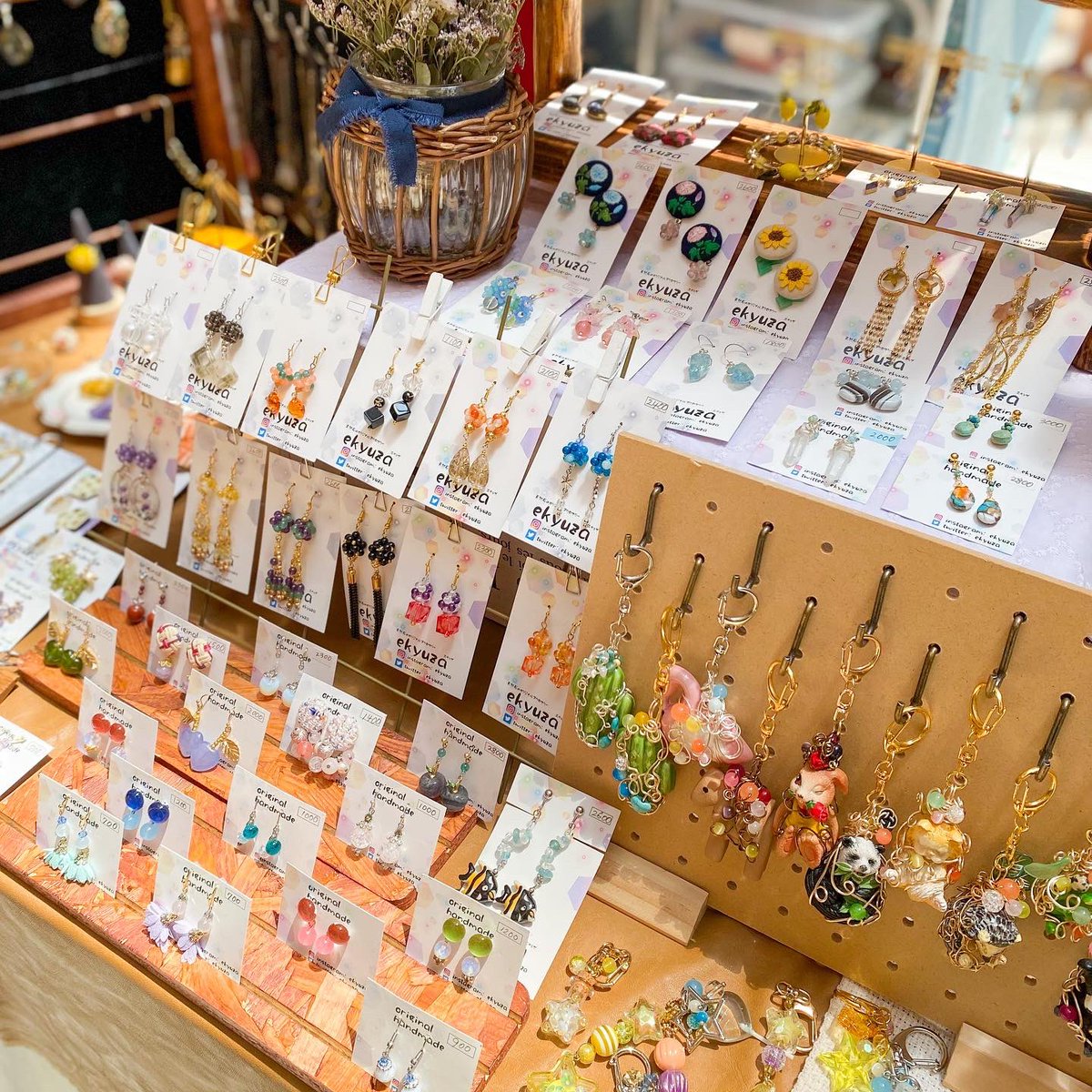 ekyuza's tweet photo. モレラ岐阜でのスペシャルハピマ、始まってます✨

14時半までやっています✨
オレンジプラザ吹き抜けの下で日に焼かれつつお待ちしてます✨

#モレラ岐阜
#ハピマ https://t.co/pnAgxBxIFQ