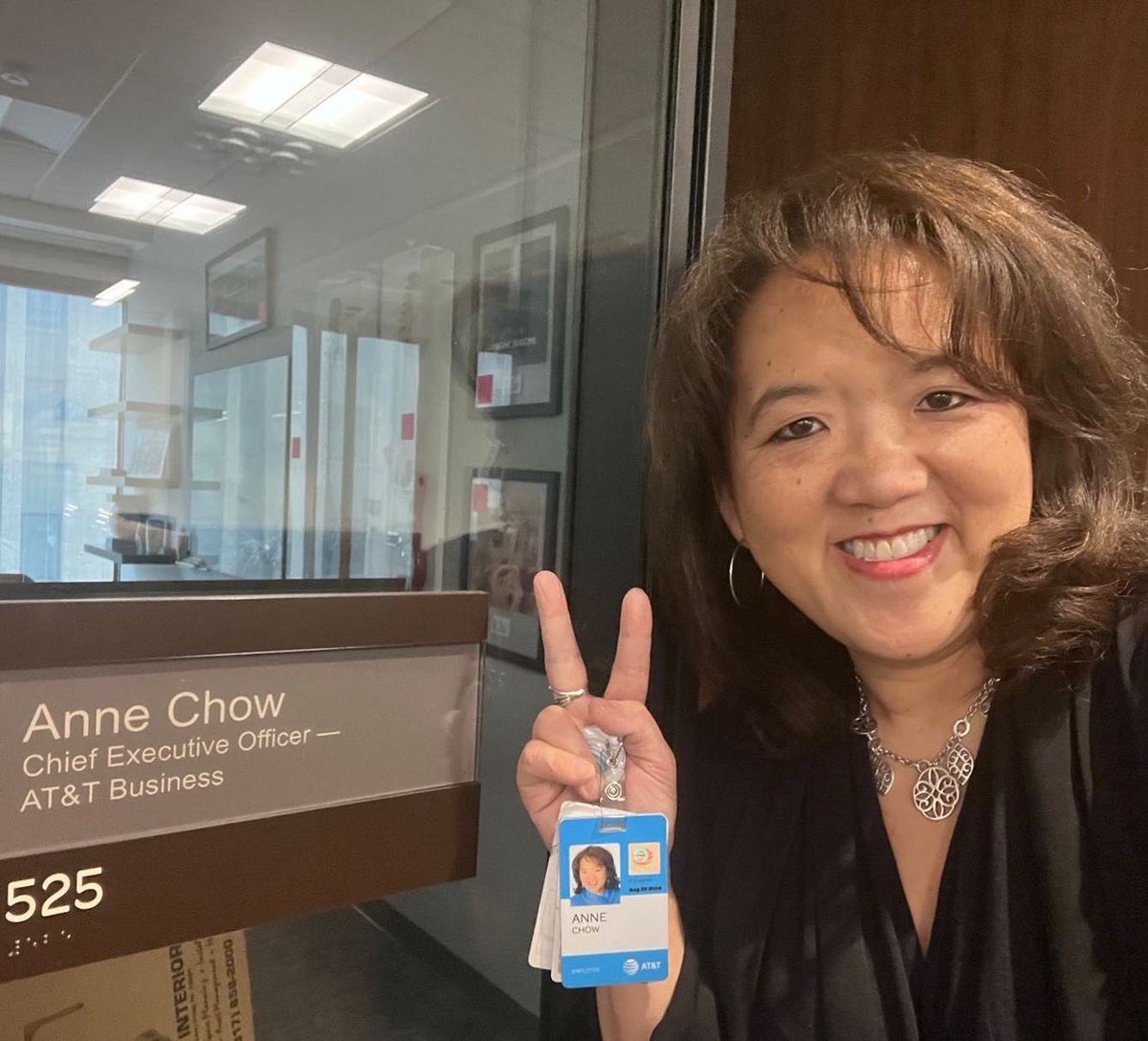 Anne Chow (周慧安) tweet media