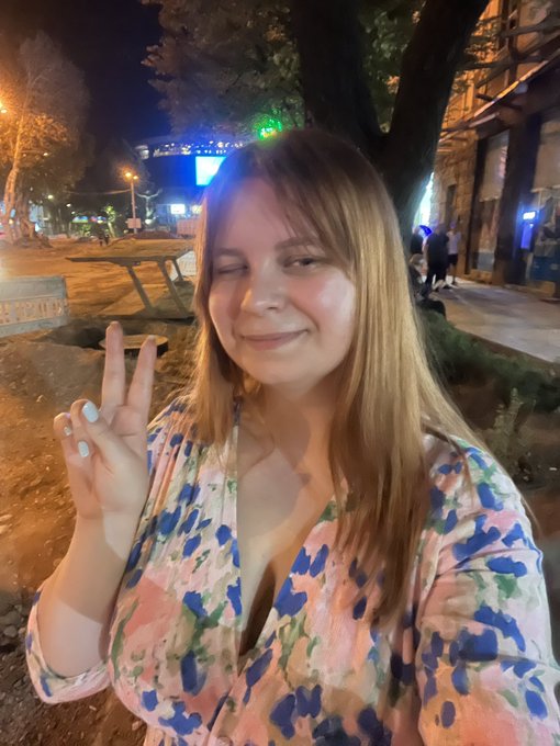 Yesterday was my birthday 🥳  And I ate a lot of different yummy food 💖💖💖 #bellybloating #bellylover #bellystuffing<a href="/tag/bellystuffing"class="tags"><span>#bellystuffing</span></a><a href="/tag/bellylover"class="tags"><span>#bellylover</span></a><a href="/tag/bellybloating"class="tags"><span>#bellybloating</span></a>