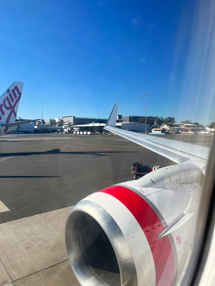 MVEG001's tweet photo. Terrific to see #IMNIS mentors, mentees and alumni this morning. #Inspired Congratulations to all! Another beautiful afternoon. Time to head home @VirginAustralia! #Velocity #VFF ✈️ #AlmostSilver https://t.co/POPlqYcTVI