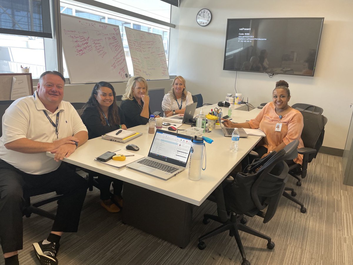 CBO meeting in PHX discussing bids, vacation and preparing for 2023! Thanks for your partnership! ⁦@markvicaryPHX⁩ ⁦@weareunited⁩ ⁦@KevinKeado⁩ ⁦@Rahman_UAL⁩ ⁦⁦@GBieloszabski⁩ @terischep #beingunited #winningthelines