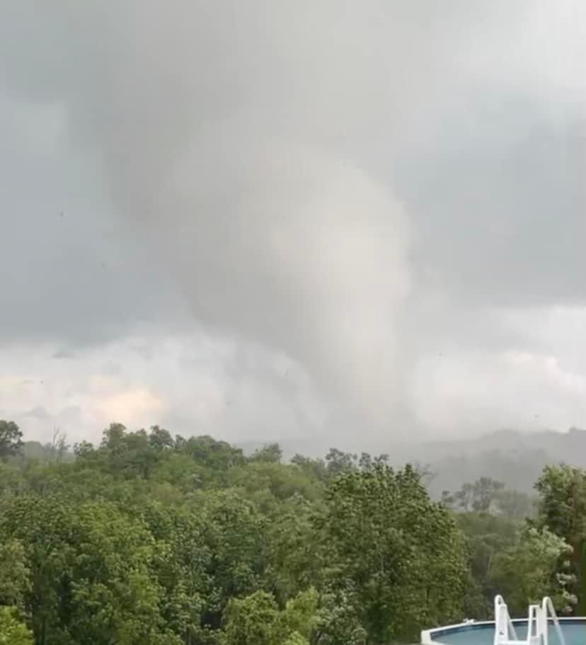 MarshallCoWVOEM's tweet photo. Officials from the NWS Pittsburgh will be in the Dallas area later today to conduct damage surveys.  They will be visiting Ohio, Marshall, Washington, Greene &amp; Fayette Counties. https://t.co/CdniSeuuVK