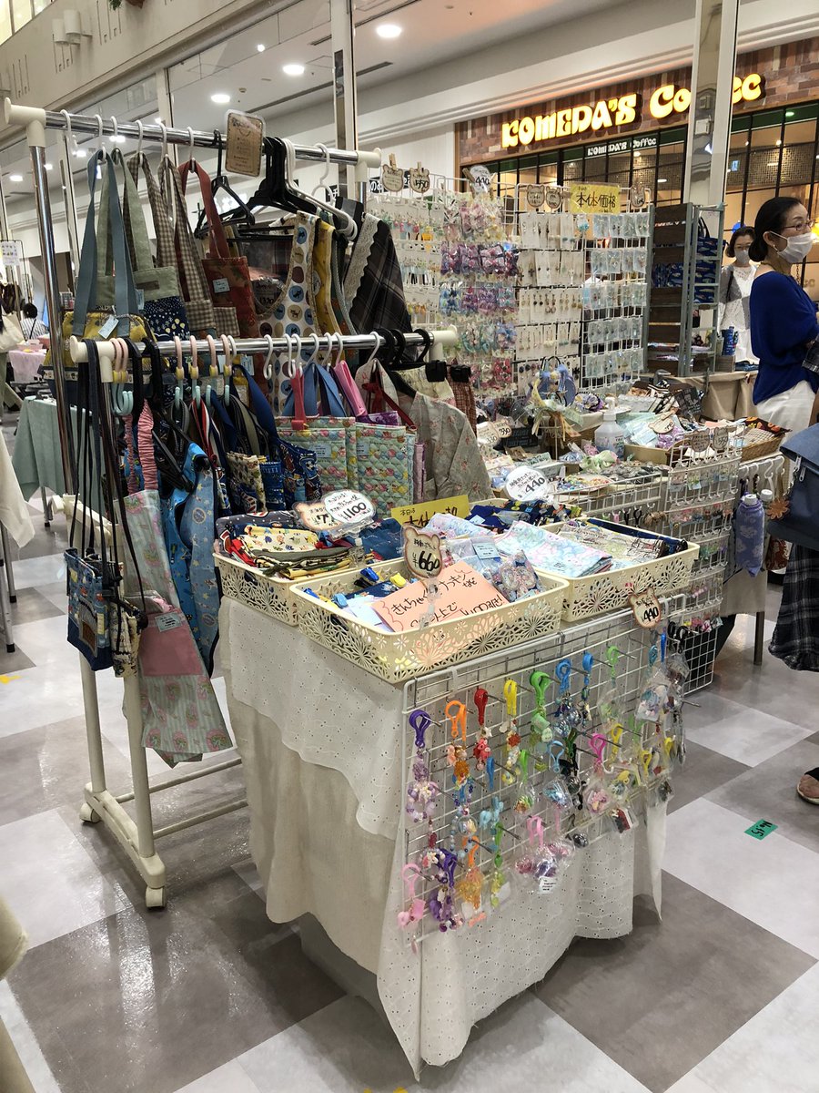 ichigohime89's tweet photo. 先日の2daysイベント（屋内）、ハンドメイド友との時間は楽しかったのだけど惨敗(  ･᷄ὢ･᷅  )すぎて結構なダメー引きずってる
il||li (っω-`｡)il||li https://t.co/nU63eDDwpo