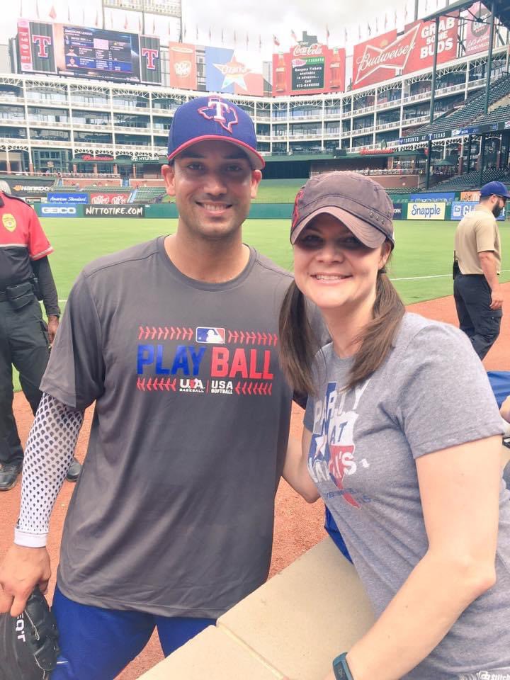averyfan's tweet photo. We will miss you Matt! #Rangers #Brewers #MattBush https://t.co/VN6ABl3xEt