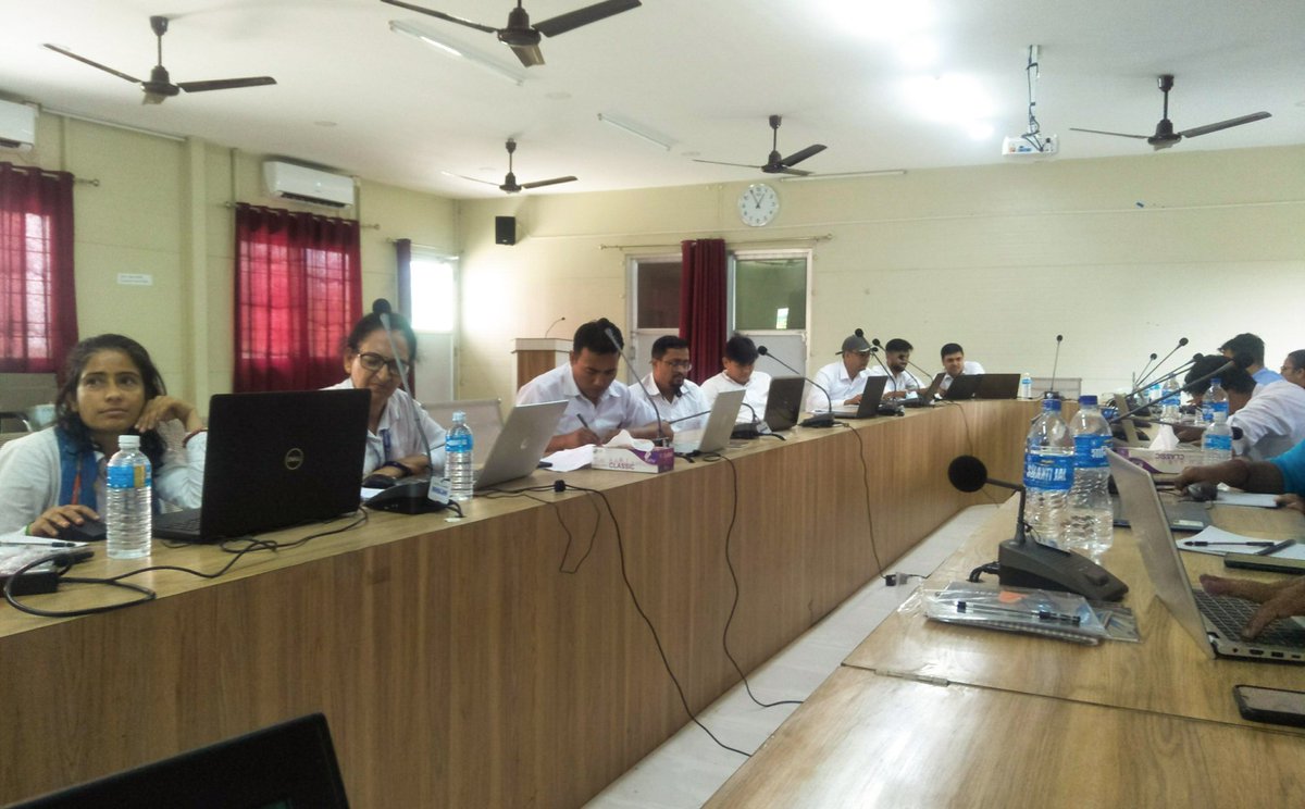 broadwayinfosys's tweet image. #AdvanceExcelTraining
Broadway Infosys thanks Ministry of Economic Affairs and Planning, Biratnagar for selecting us for Advance Excel Training.
Also, huge thank you to Mr. Ramu Aryal for such a smooth delivery of the course!
#StaySafe
#AdvanceExcel
#BroadwayInfosys