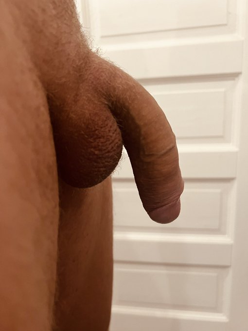 1 pic. Do you like big , uncut dicks ??
#retweet #alwayshorny #uncutcock https://t.co/2pw0ga6mxF