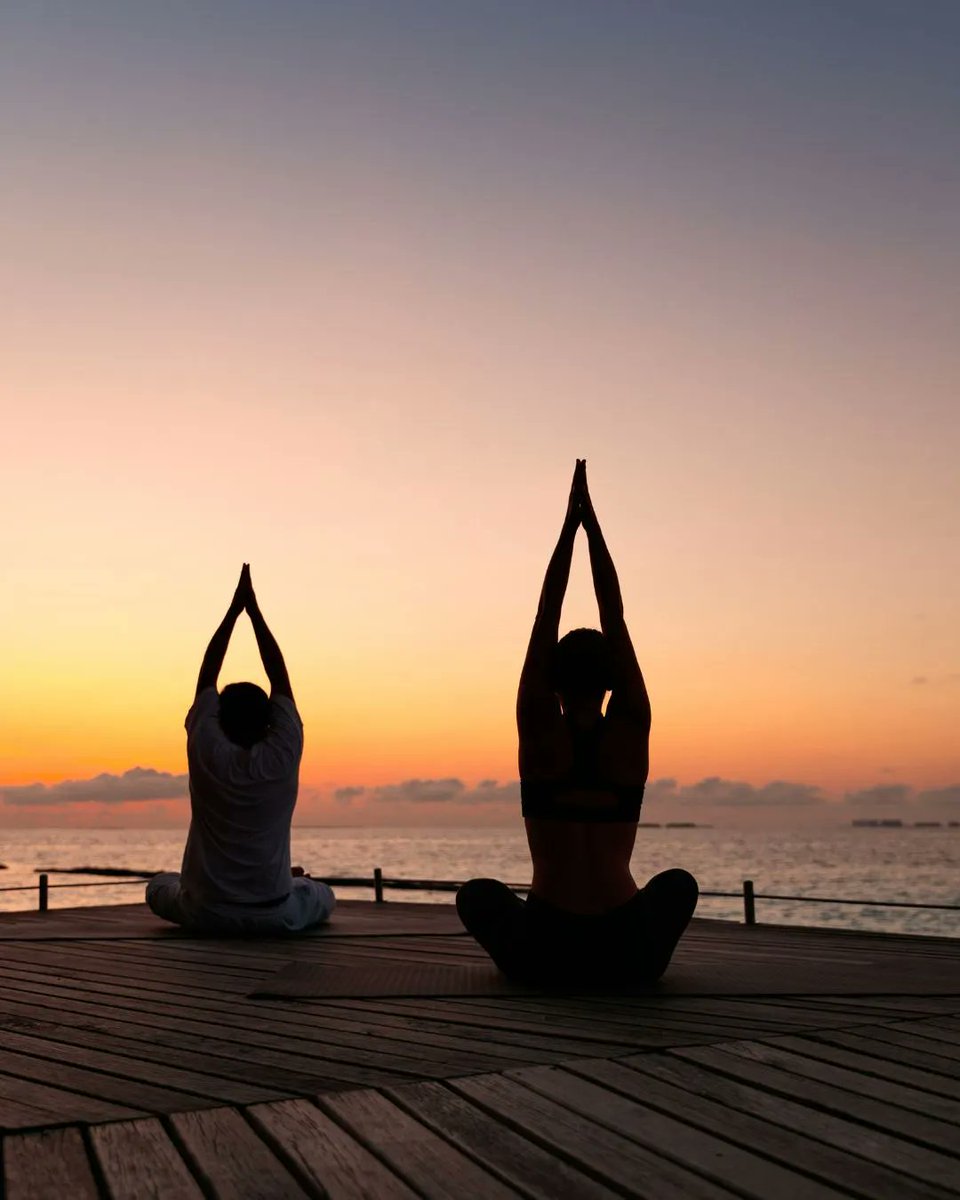 ReolloTravel's tweet photo. Rejuvenate your body and soul with yoga sessions under the golden skies at Baros Maldives 
@BarosMaldive 

#BarosMaldives #Blissfulbaros #photooftheday #wellness #spa 
#ReolloTravel 

Phone: +960 3346004 
Email: reservations@reollo.travel
 Website: https://t.co/buqTPZS9oV https://t.co/nXbW0L5NSA