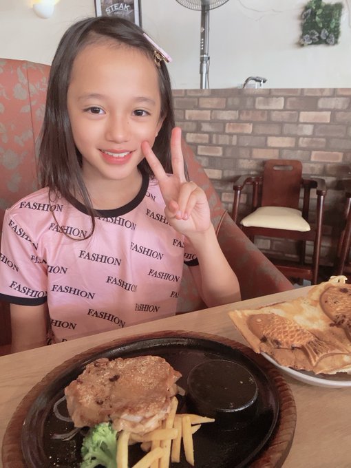 Twitterのコスプレ画像26