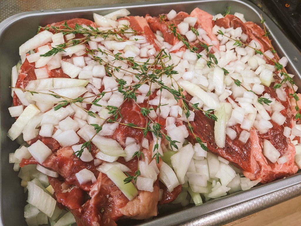 Akira Saito 牛肉が安かったので晩御飯はステーキ 恵比寿の名店 キッチン ボン のシャリアピンステーキの味を思い出しつつ仕込み T Co Y1f8ajmlkd Twitter Akira Saito 牛肉が安かったので晩御飯はステーキ 恵比寿の名店 キッチン ボン のシャリアピンステーキの味を思い出しつつ仕込み T Co Y1f8ajmlkd Twitter