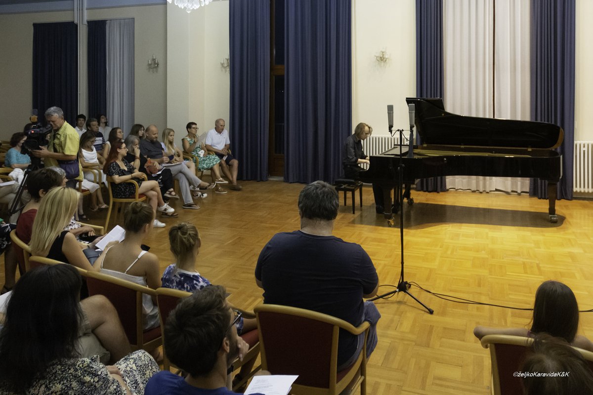 zadarconcert's tweet photo. Završile su 62. Glazbene večeri u Sv. Donatu! https://t.co/F6MjNFNUz9 #LikeZadar #Zadar_Region #SayYEStoEverything https://t.co/AhuTTWbB7J