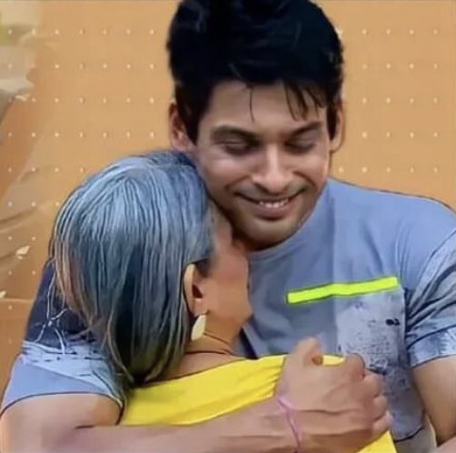 DubaiSidhearts's tweet photo. Purest form of Love in the universe.🥺💖
#SidharthShukla #RitaMaa 
#SidharthShuklaLivesOn #SidHearts https://t.co/D3vh9rqLW5