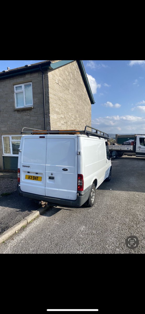 adsocarroll's tweet photo. One of the vans has been stolen throughout the night of cheetham hill road in dukinfield.  could people retweet this and be on the lookout if it’s been ditched somewhere A3SNT https://t.co/N29rYHA6O6