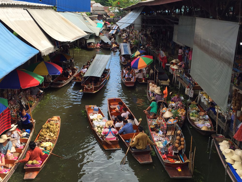 ตลาดน้ำดำเนินสะดวก