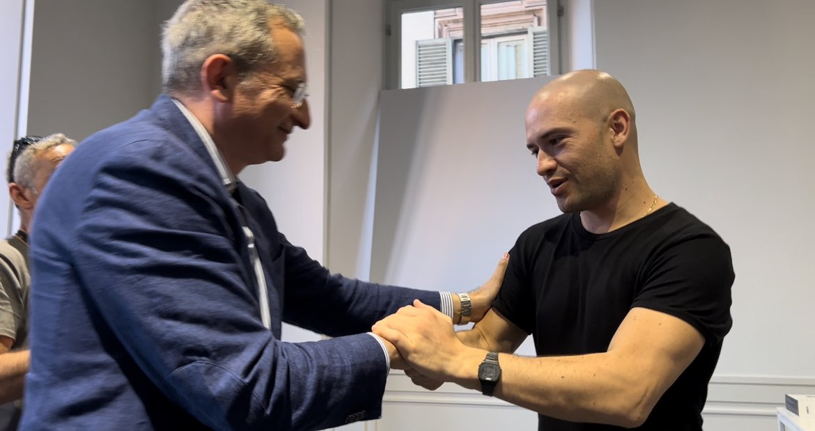 Adry Monti Buzzetti tweet media