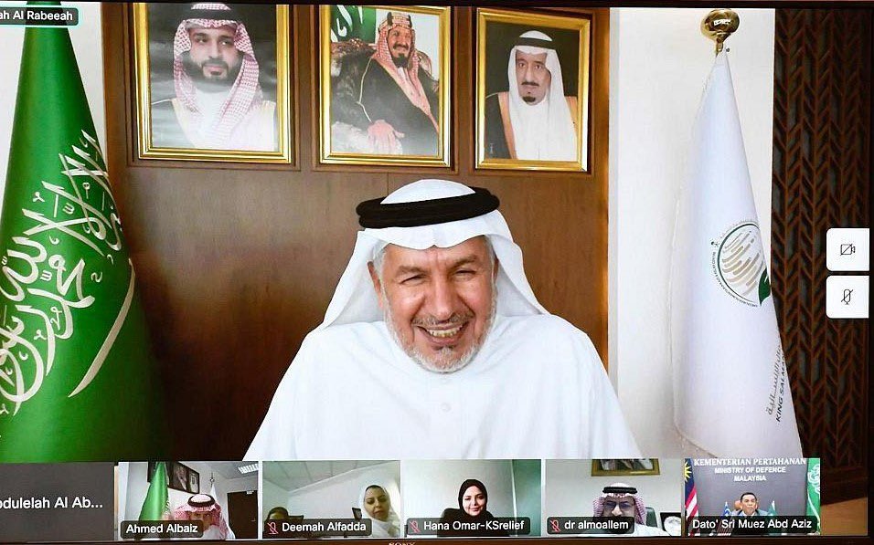chinese_section's tweet photo. 拉比阿博士会见马来西亚国防部秘书长
@Intersaudiradio https://t.co/oGra5523KB