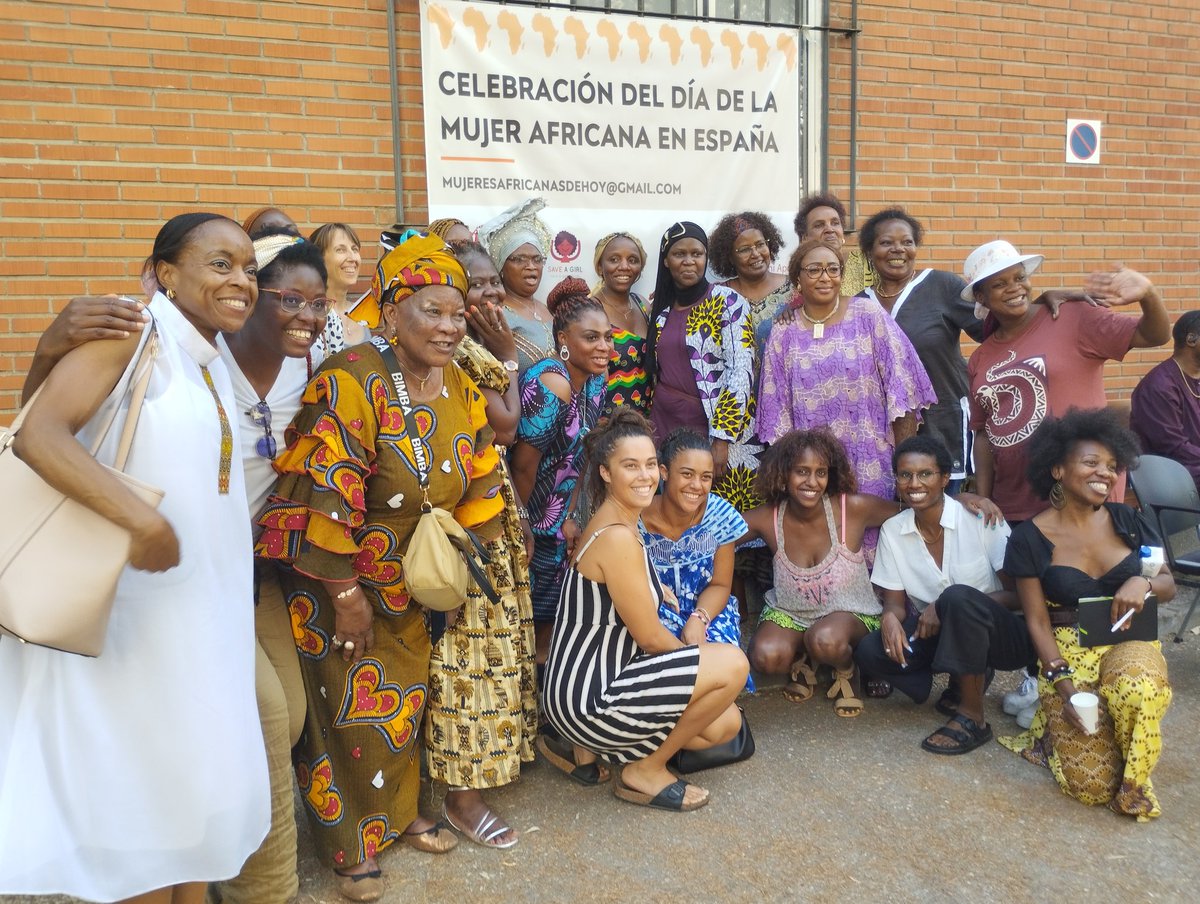BeshaWear's tweet photo. Por la primera vez en España las mujeres africanas se ha organizado para celebrar su díaarcado en calendario 31de julio2022 https://t.co/FgXM8H8flI