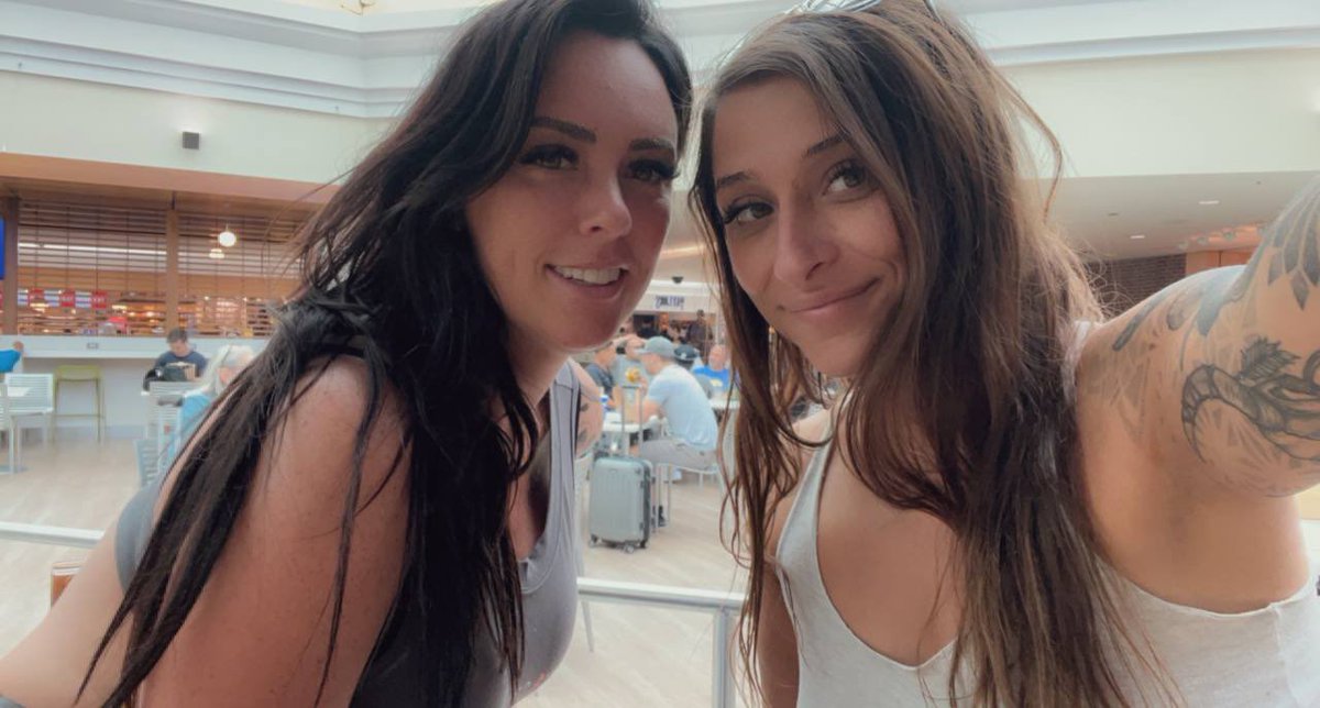 RT if you would fuck us both 😍🔥😈
<a href="/thekinkywitch1/">Kathleen 💎</a>