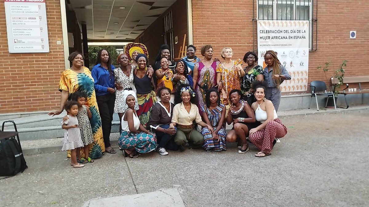 BeshaWear's tweet photo. Por la primera vez en España las mujeres africanas se ha organizado para celebrar su díaarcado en calendario 31de julio2022 https://t.co/FgXM8H8flI