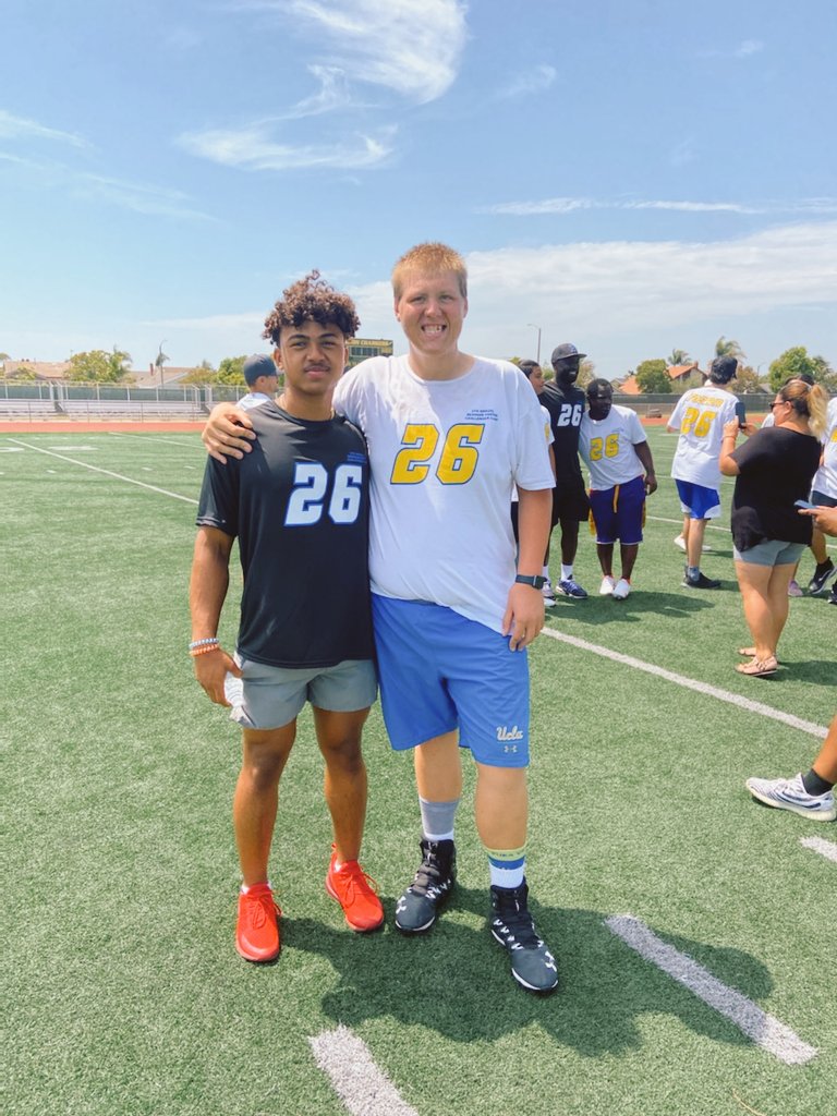 Josiah Edwards (@josiah_247) on Twitter photo I had a great time volunteering at the Challenger Camp this past Saturday. I got to hang out with some wonderful people. It was so much fun. I am looking forward to helping out again next year.
<a href="/GVHSrecruits/">GVHS FB Recruitment</a> <a href="/MaurotheCoach/">Coach Clay Mauro</a> @GVfootball702 I had a great time volunteering at the Challenger Camp this past Saturday. I got to hang out with some wonderful people. It was so much fun. I am looking forward to helping out again next year.
<a href="/GVHSrecruits/">GVHS FB Recruitment</a> <a href="/MaurotheCoach/">Coach Clay Mauro</a> @GVfootball702