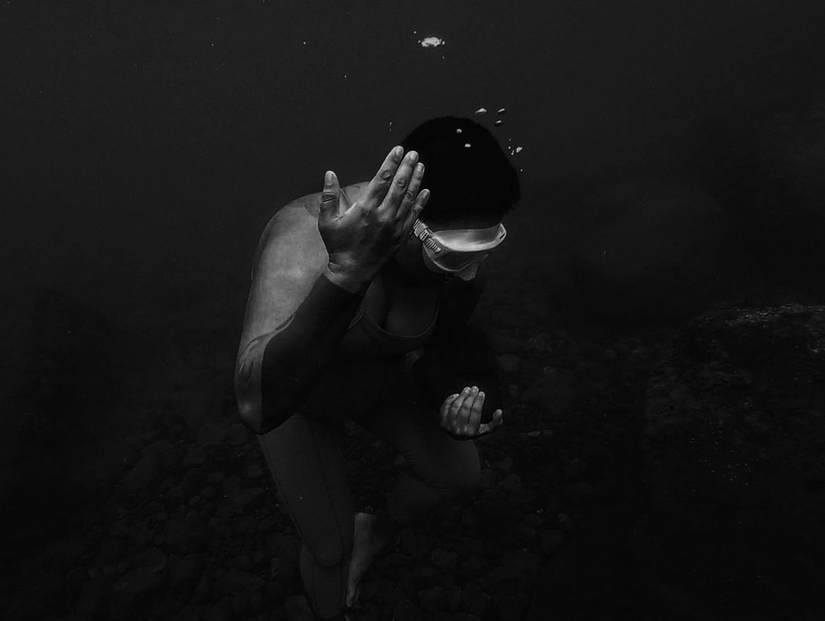 Alone in my thoughts
But i #neverdivealone #letsfreedive #gopro
