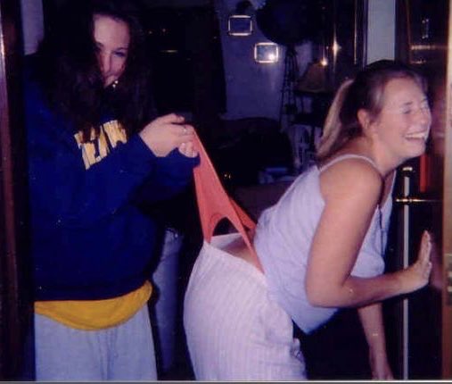 OofYewt's tweet photo. Friend wedgies nerdy friend #wedgie #girlwedgie #wedgiegirl https://t.co/3wz3kaMnGh