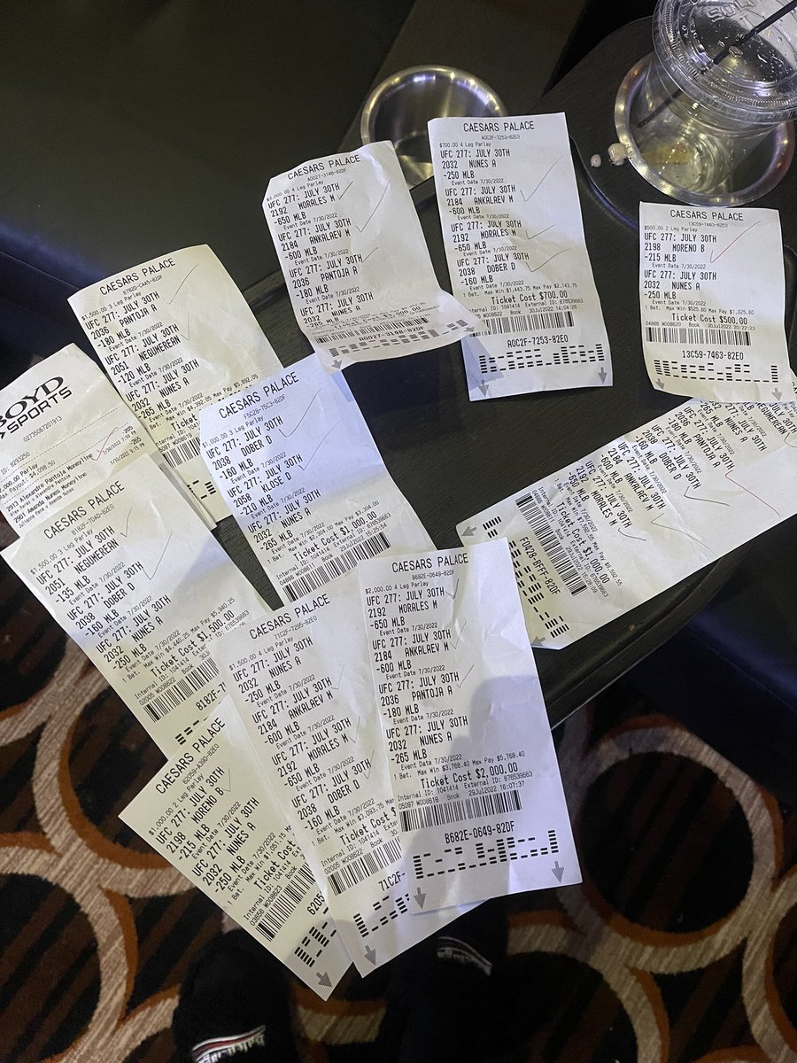 dodontsay_'s tweet photo. Parlays #ufc #ufc277 https://t.co/3TL6IavG2Y
