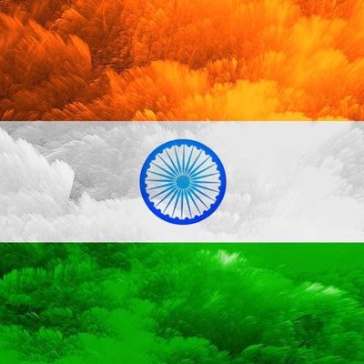 Nandini2104's tweet photo. #HarGharTiranga #HarGharMeTiranga #HarGharTirangaCampaign https://t.co/aWpi29j3TN