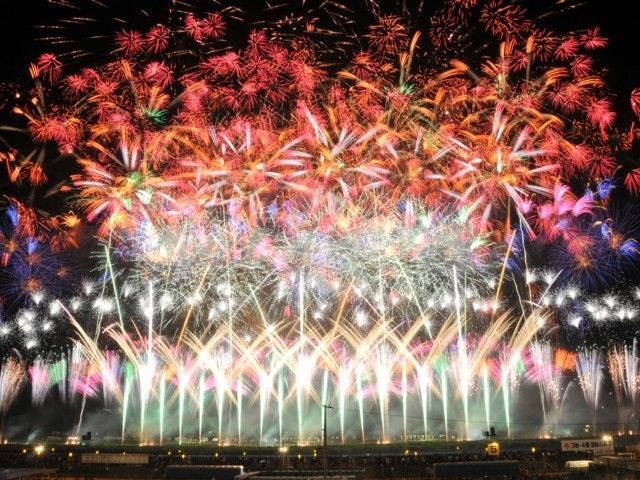 gureisucamp's tweet photo. 8/27に行われる　＃大曲の花火　🧨27日前後キャンピングカー1台空きあります🌿＃ホテル難民　もキャンピングカーがあります👉動くホテルでゆっくりお休みいただけます✨おすすめです❤️
#グレイスキャンプ　#キャンピングカーレンタル　詳しくはＨＰより https://t.co/6xCcIuyMgO