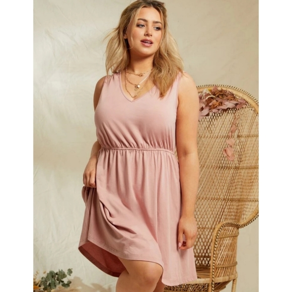 mrsascott98's tweet photo. So good I had to share! Check out all the items I'm loving on @Poshmarkapp #poshmark #fashion #style #shopmycloset #styleco #chicos #no6: https://t.co/5pF4ukNPCh https://t.co/Qd9XIFAMC4