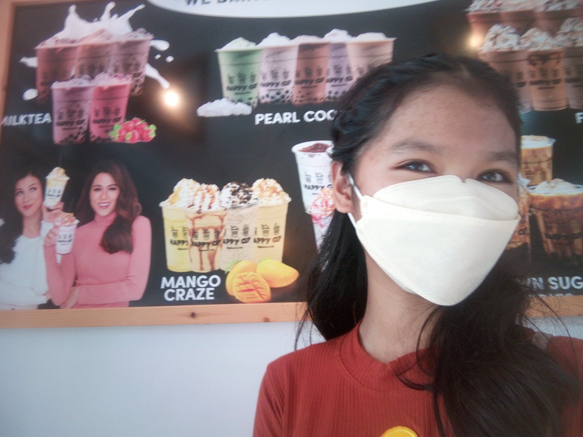tinxcathy's tweet photo. A day of being a fan girl 🫶❤️ finally Meron ng Happy Cup dto you never failed us @Mscathygonzaga sarap my birthday wish nung July 30 natupad na 🙈❤️ soon may picture n tayo together from now eto Muna 
#HappyCup https://t.co/kshyqLfSyS